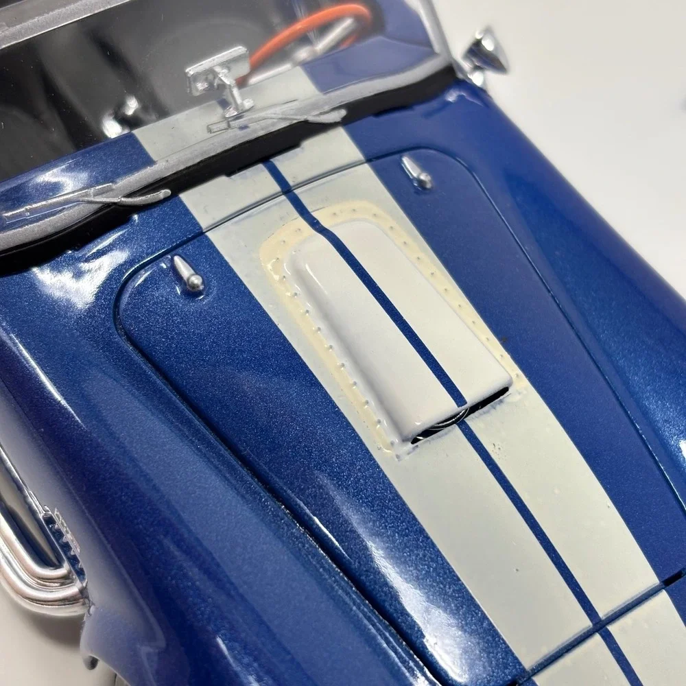 1965 Shelby Cobra 427 S/C Diecast Metal 1:24 Welly American Mint Premium Edition